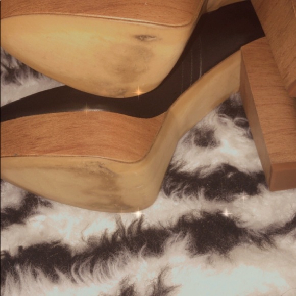 COPY - Zara basic platform boots - Picture 2 of 10